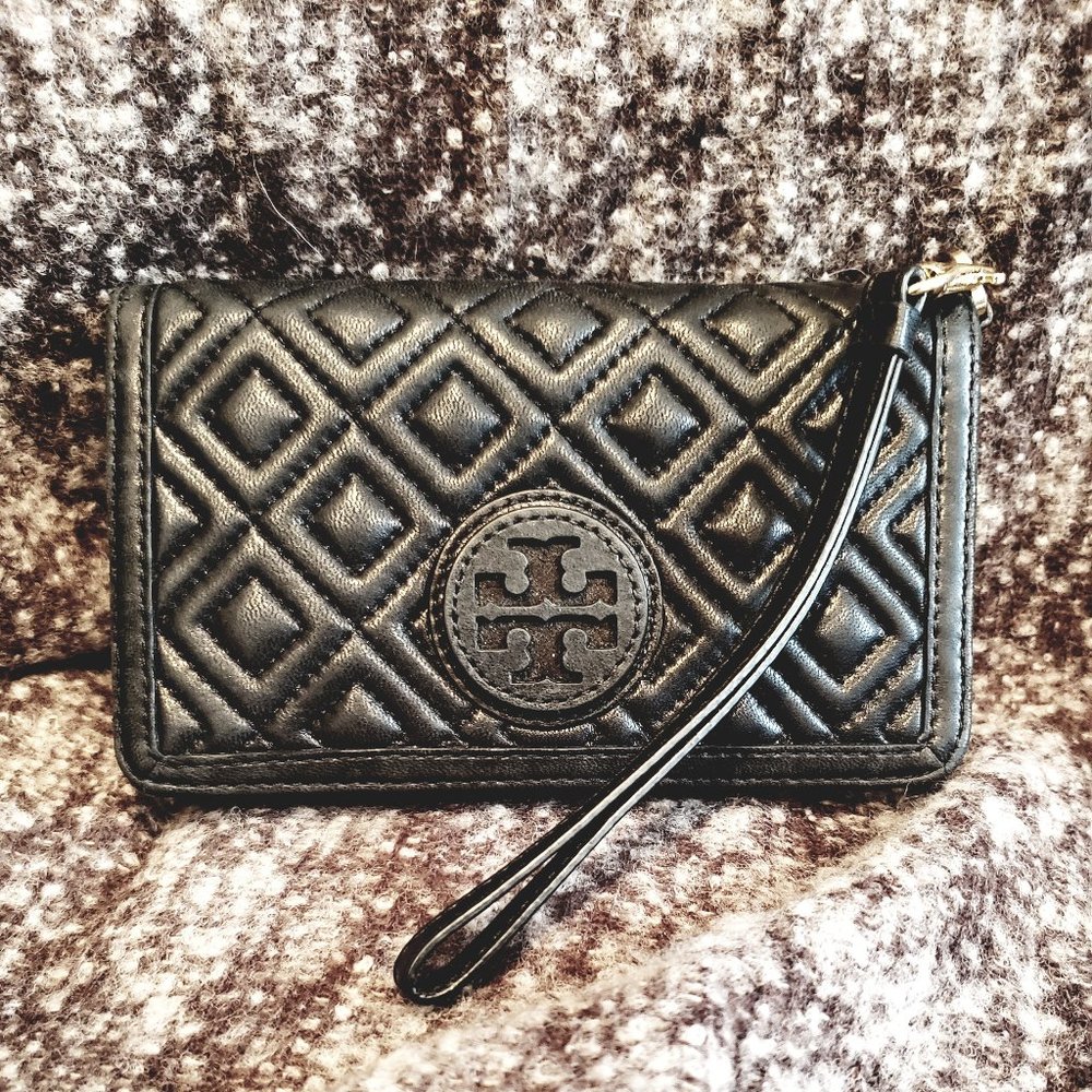 SOLD. Tory Burch Marion Quilted Wallet Wristlet